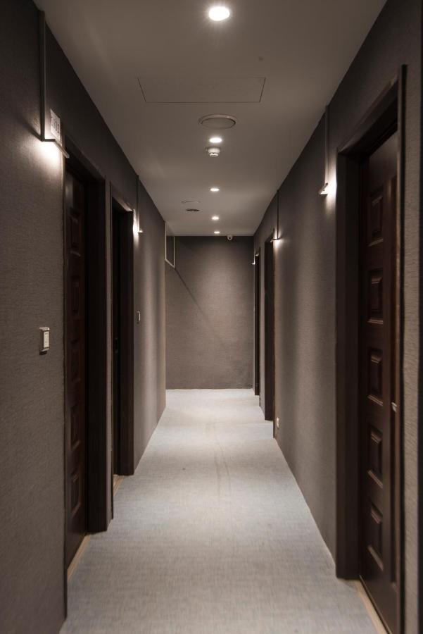 Sparrow Hotel Taichung Esterno foto