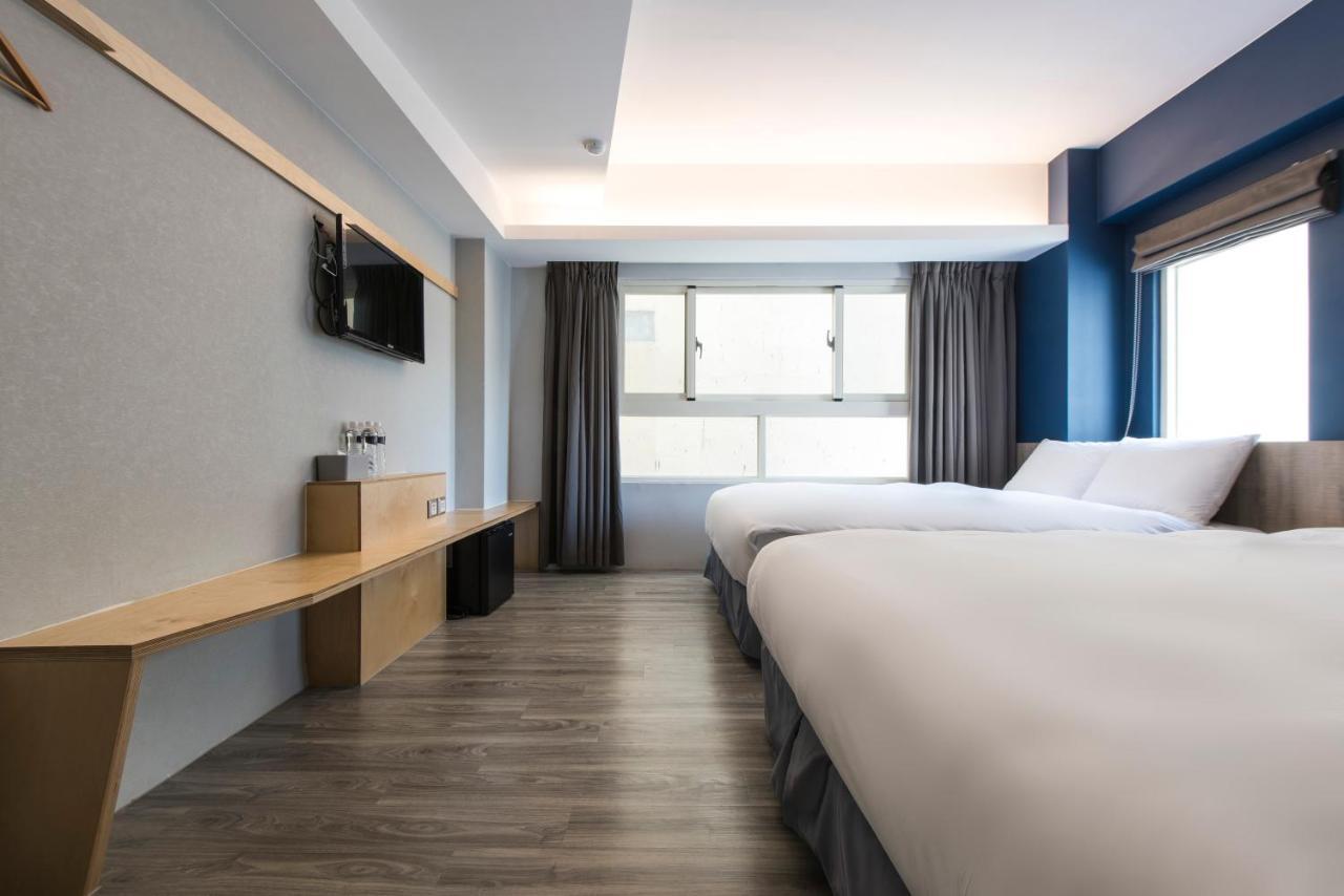 Sparrow Hotel Taichung Esterno foto