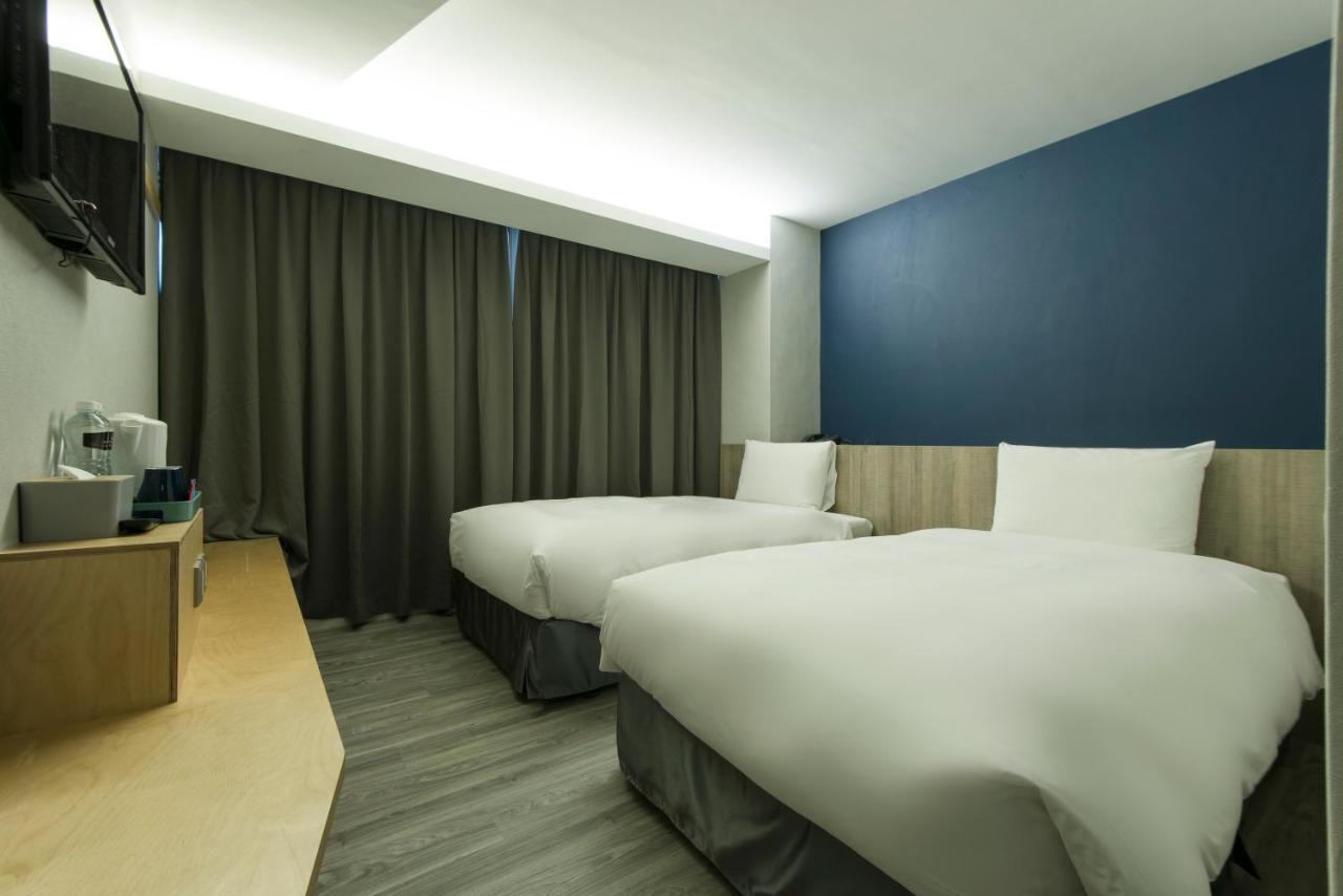 Sparrow Hotel Taichung Esterno foto