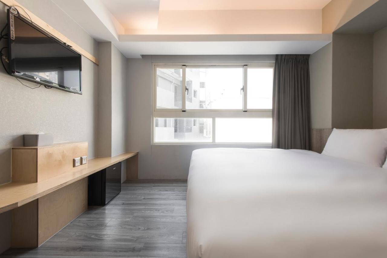 Sparrow Hotel Taichung Esterno foto